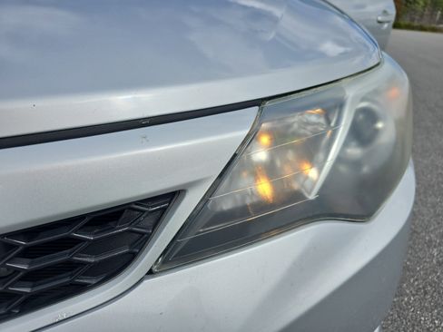 Used 2014 Toyota Camry SE image 28