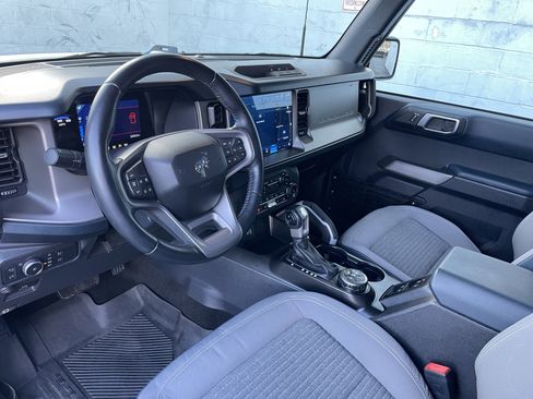 Used 2022 Ford Bronco Outer Banks image 13