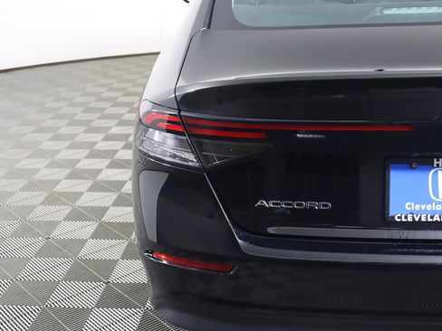 Used 2023 Honda Accord EX image 14