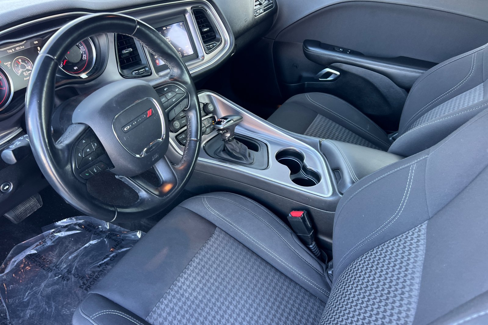Used 2019 Dodge Challenger SXT RWD image 10