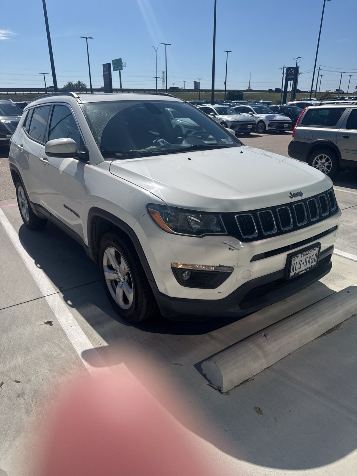 Used 2017 Jeep Compass Latitude w/ Popular Equipment Group AWD/4WD image 4