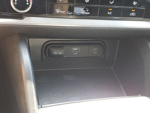 Used 2023 Kia Sportage LX AWD/4WD image 30