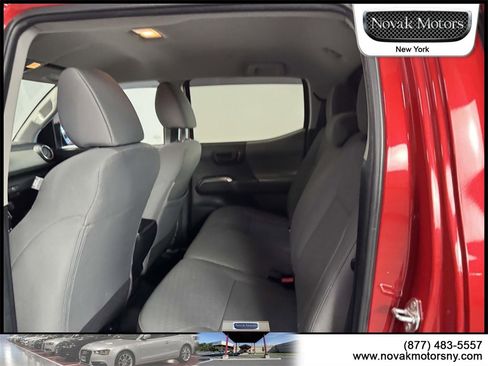 Used 2022 Toyota Tacoma SR5 image 11