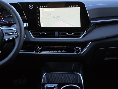 New 2026 Chevrolet Equinox LT image 28