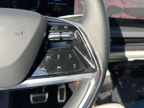 New 2026 Cadillac Vistiq Luxury AWD/4WD image 25