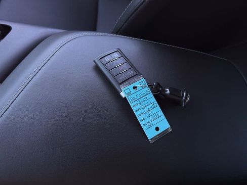 Used 2019 Chevrolet Corvette Stingray Coupe w/ 1LT image 30