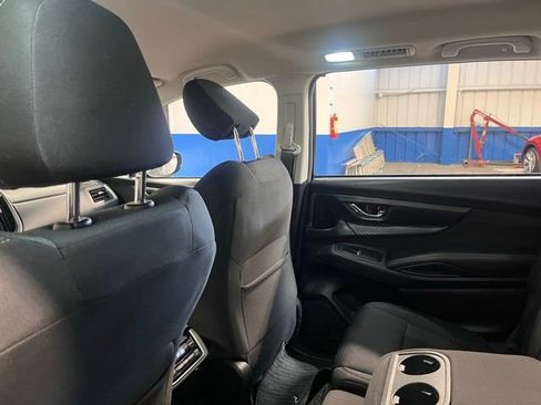 Used 2024 Subaru Ascent Premium image 17