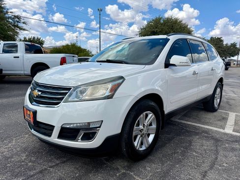 Used 2014 Chevrolet Traverse LT FWD image 7