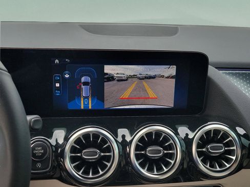 Certified 2026 Mercedes-Benz GLA 250 image 35