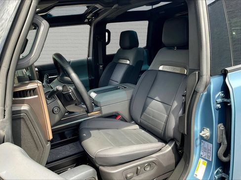 Used 2024 GMC Hummer EV 3X w/ Omega Edition AWD/4WD image 19