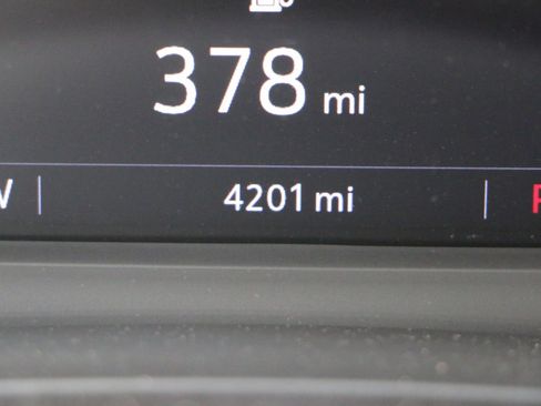 Used 2025 Cadillac XT5 Luxury image 31