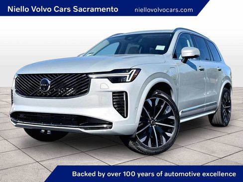 Used 2026 Volvo XC90 T8 Ultra w/ Protection Package Premier AWD/4WD image 1