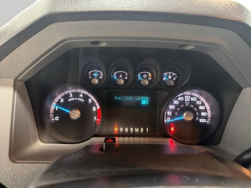 Used 2011 Ford F250 XLT w/ XLT Interior Pkg image 20