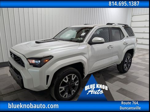 Used 2025 Toyota 4Runner TRD Sport image 1