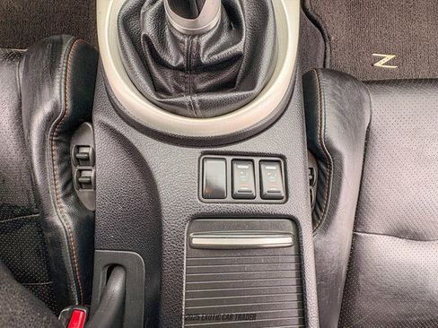 Used 2007 Nissan 350Z Touring image 31