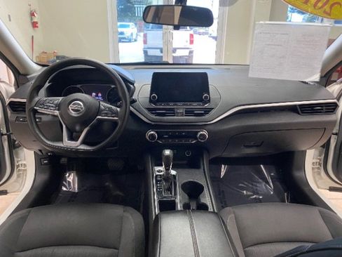 Used 2019 Nissan Altima 2.5 S FWD image 19