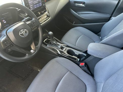 Used 2021 Toyota Corolla LE w/ Carpet Mat Package (TMS) FWD image 10