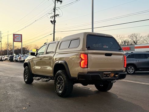 Used 2024 Chevrolet Colorado ZR2 w/ Technology Package image 3