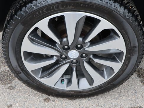 Used 2017 Buick Encore Essence AWD/4WD image 9
