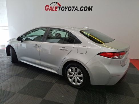 Used 2024 Toyota Corolla LE image 8