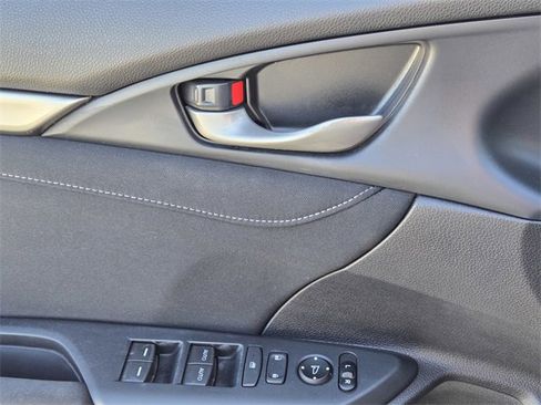 Used 2019 Honda Civic EX image 22
