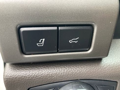 Used 2019 Ford Expedition XLT w/ Equipment Group 202A image 43