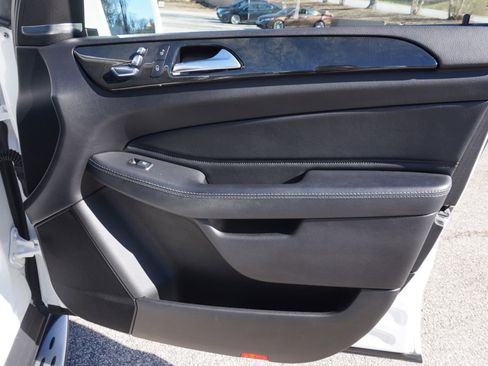 Used 2018 Mercedes-Benz GLE 350 4MATIC image 33