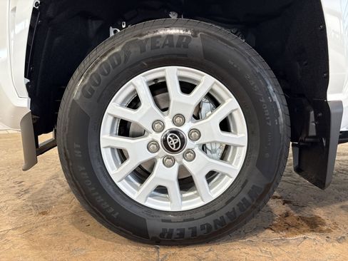 New 2026 Toyota Tacoma SR5 RWD image 10