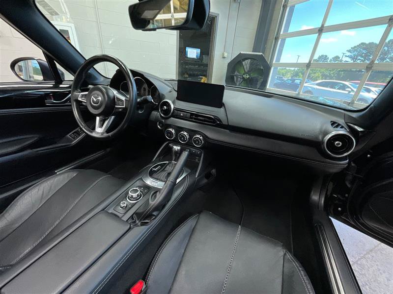 Used 2024 MAZDA MX-5 Miata RF Grand Touring RWD image 26