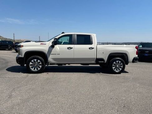 Used 2026 Chevrolet Silverado 2500 Custom w/ Custom Value Package AWD/4WD image 2