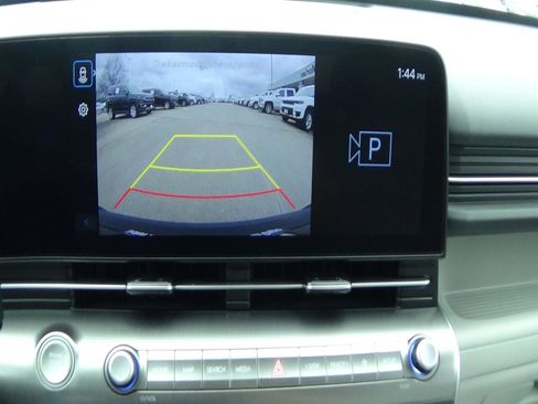Used 2025 Hyundai Kona SEL FWD image 23