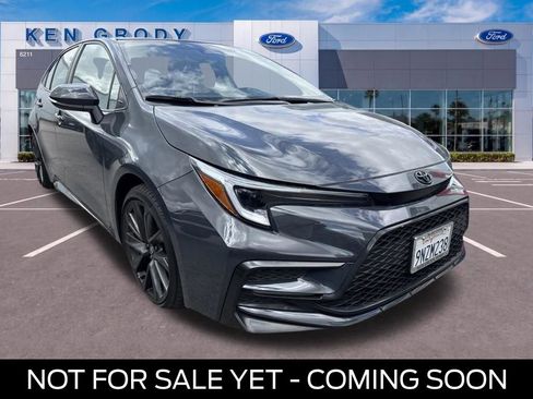 Used 2024 Toyota Corolla XSE FWD image 1