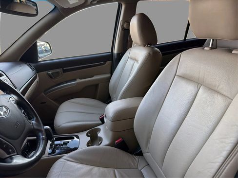 Used 2011 Hyundai Santa Fe Limited FWD image 10