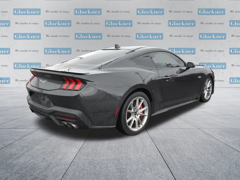 Used 2024 Ford Mustang GT Premium image 6