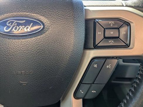 Used 2019 Ford F150 Lariat image 12