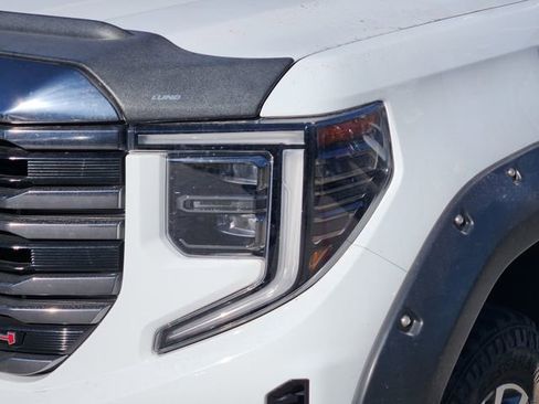 Used 2023 GMC Sierra 1500 AT4 w/ Technology Package image 8