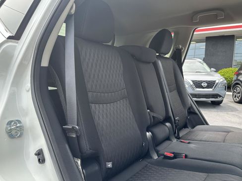 Used 2019 Nissan Rogue S w/ Special Edition Package AWD/4WD image 39