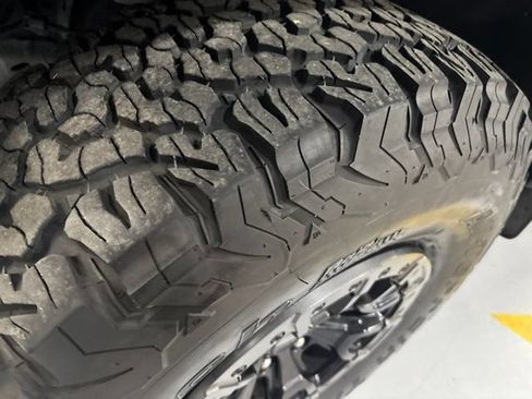 Used 2024 Ford Bronco Raptor w/ Interior Carbon Fiber Pack 6 AWD/4WD image 45