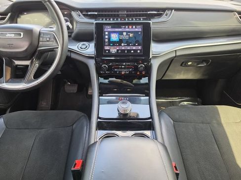 Used 2021 Jeep Grand Cherokee L Laredo RWD image 17