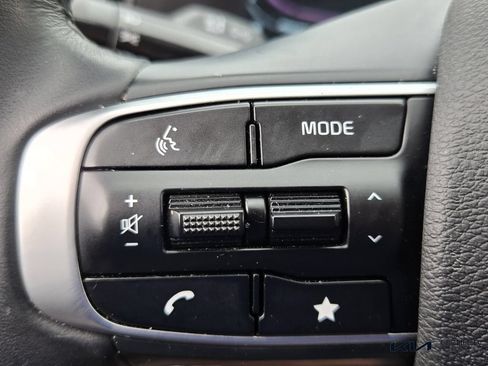 Used 2025 Kia Sportage EX FWD image 27
