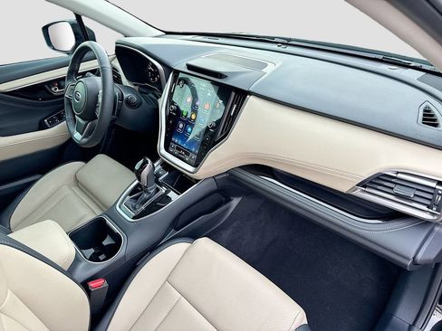 Used 2025 Subaru Outback Limited image 38