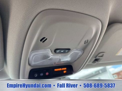 Used 2024 Buick Encore GX Sport Touring AWD/4WD image 24