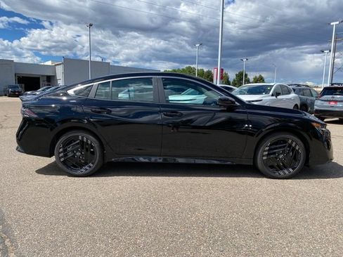 New 2027 Nissan Sentra SR FWD image 6
