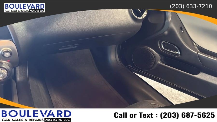 Used 2011 Chevrolet Camaro LS RWD image 13
