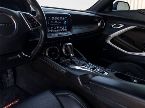 Used 2017 Chevrolet Camaro SS RWD image 12