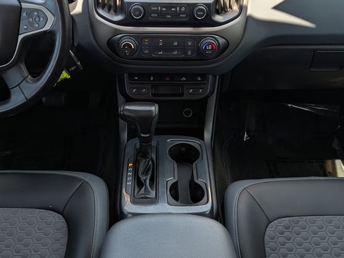 Used 2016 Chevrolet Colorado Z71 RWD image 20