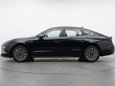 Used 2025 Hyundai Sonata SEL FWD image 5