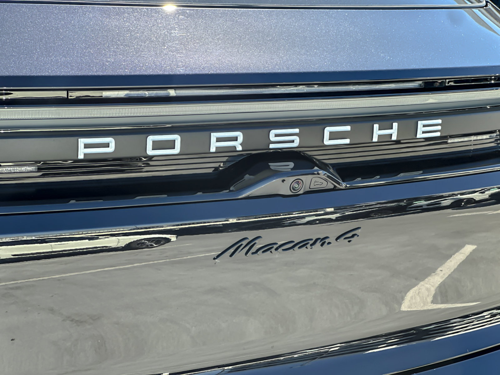 Used 2026 Porsche Macan 4 Electric AWD/4WD image 34