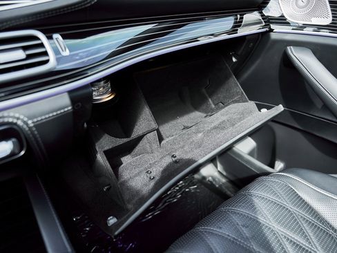 Used 2024 Mercedes-Benz Maybach GLS 600 Maybach GLS 600 image 94