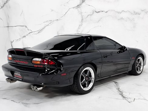 Used 1999 Chevrolet Camaro Z28 w/ SS Performance/Appearance Pkg image 11